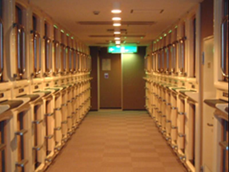 Kapselhotel Sauna & Capsule Hokuo